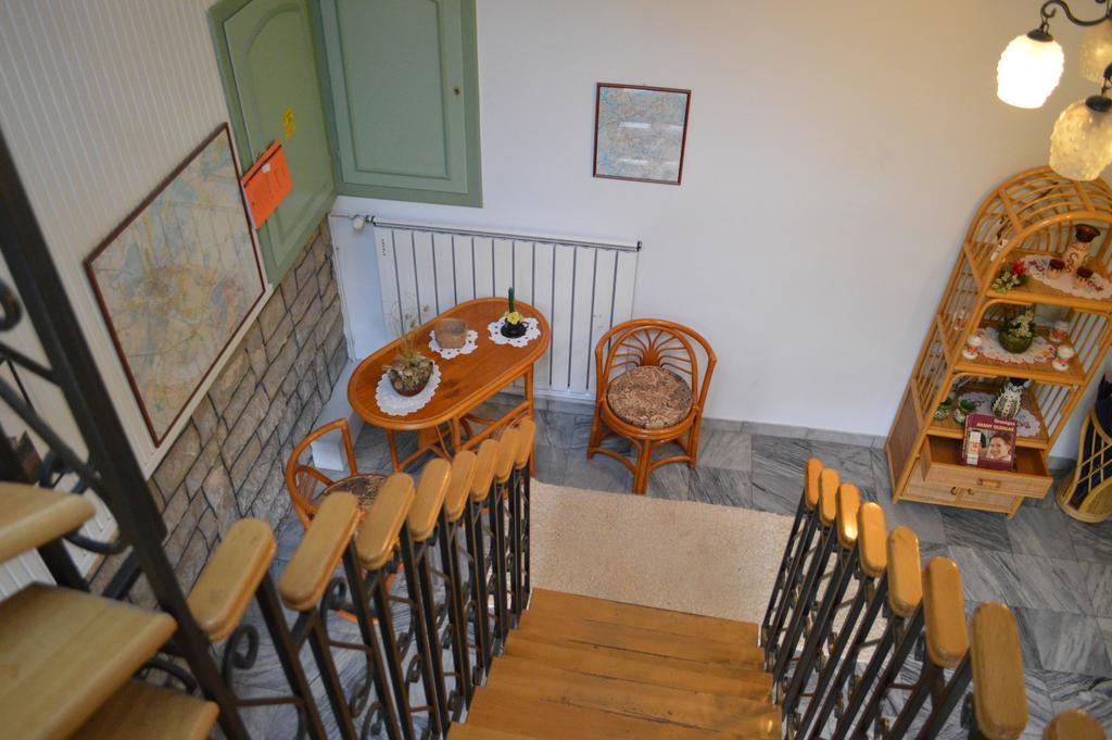 Muskátli Panzió Acomodação com café da manhã Győr Exterior foto